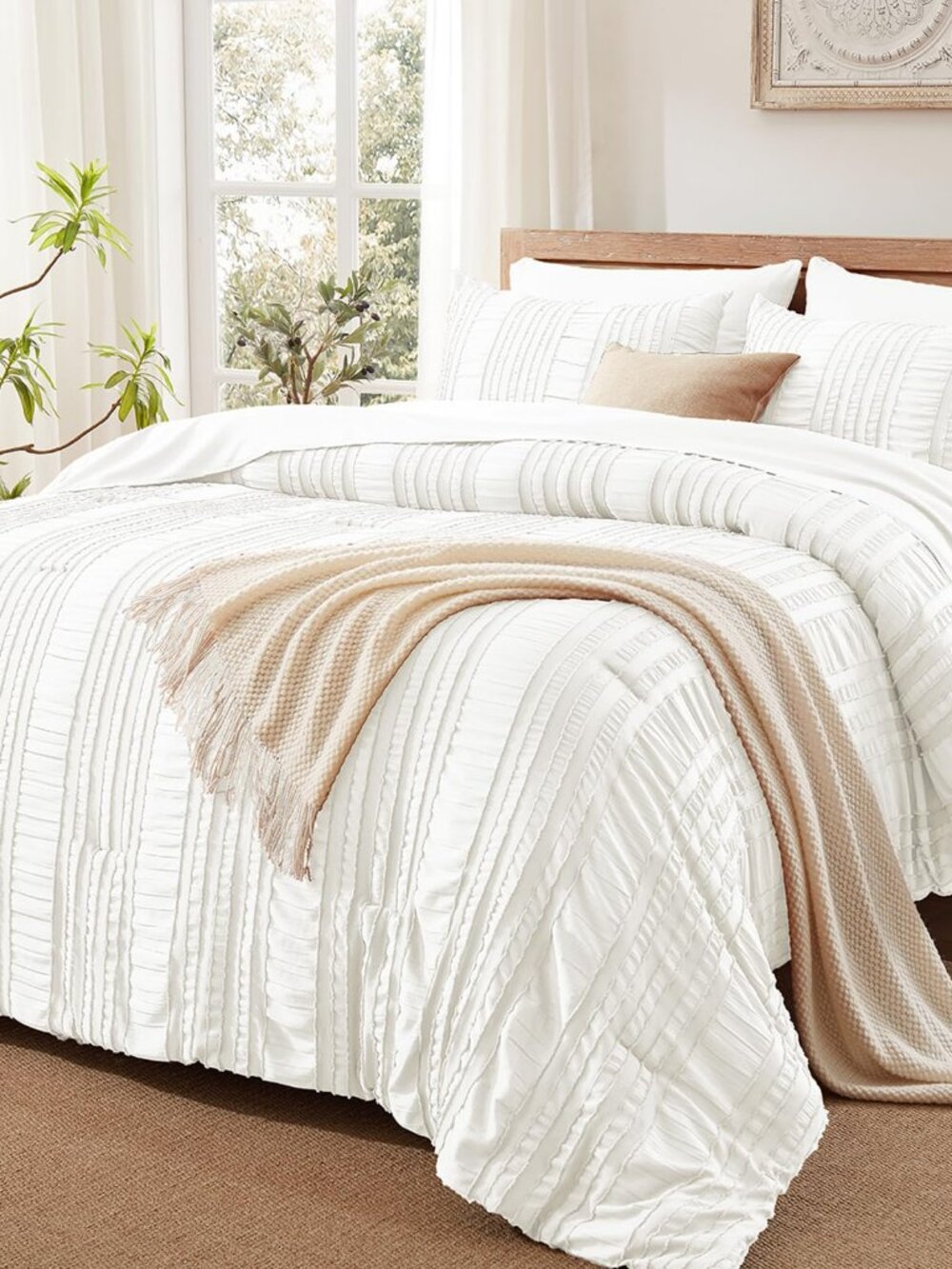 DHSFKBE White King 7 Piece Tufted Comforter Set Bed in a Bag Microfiber
